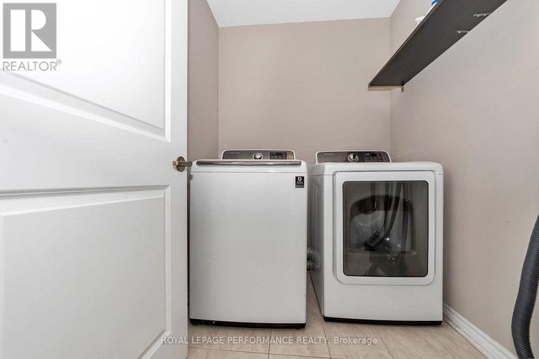 28871185/16-sweetbay-circle/stittsville-north/ottawa/ontario/K2S0W8_20