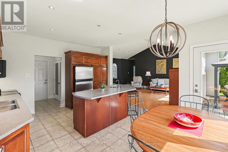 29681193/2030-kingsley-street/clarencerockland-twp/clarence-rockland/ontario/K0A1E0_11