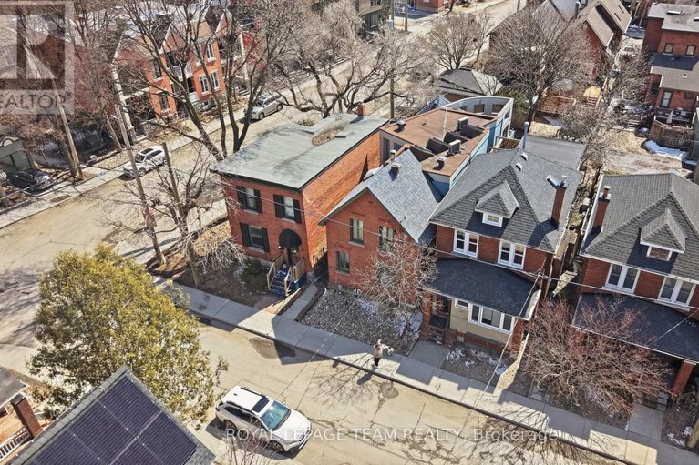 29685321/8-lewis-street/ottawa-centregolden-triangle/ottawa/ontario/K2P0S3_40