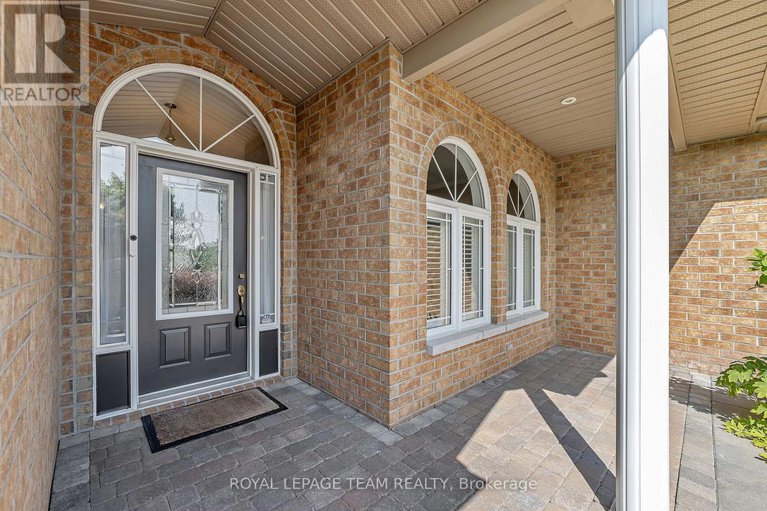 28423475/1426-spartan-grove-street/greely/ottawa/ontario/K4P1R6_4