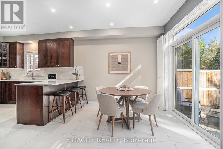 29627307/121-bandelier-way/stittsville-north/ottawa/ontario/K2S0C2_9