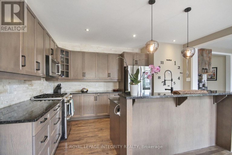 28783771/318-everglade-way-e/emerald-meadowstrailwest/ottawa/ontario/K2M0K9_21