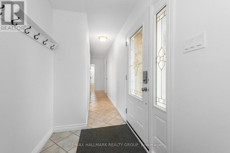 29113297/71-viewmount-drive/meadowlandscrestview/ottawa/ontario/K2G3B9_7