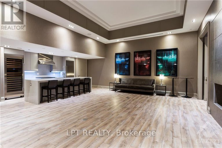 28356042/307-111-champagne-avenue-s/west-centre-town/ottawa/ontario/K1S5V3_32