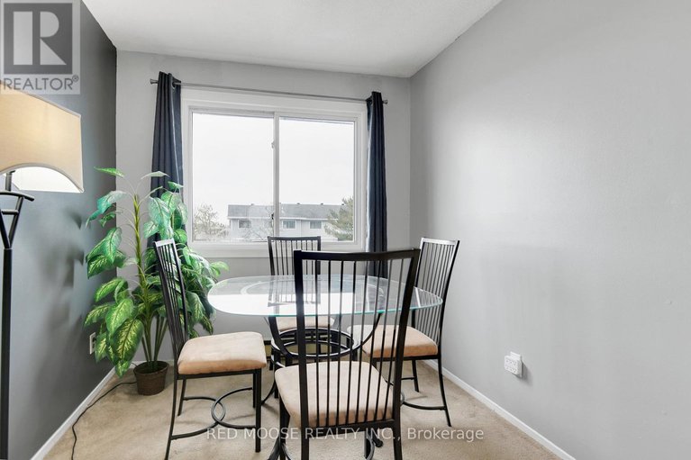 29220948/415-216-viewmount-drive/borden-farmstewart-farmcarleton-heightsparkwood-hills/ottawa/ontario/K2E7X4_13