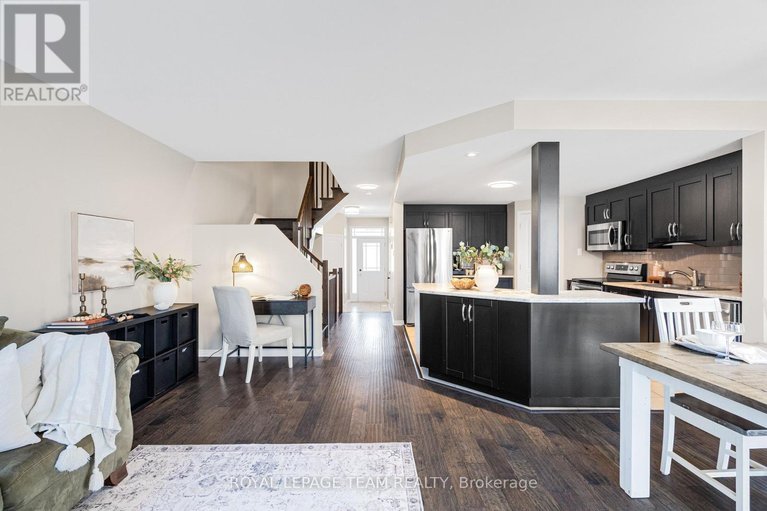29676988/529-pepperville-crescent/emerald-meadowstrailwest/ottawa/ontario/K2M0E5_9