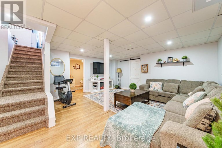 29447328/20267-county-road-18-road/south-glengarry-charlottenburgh-twp/south-glengarry/ontario/K0C2J0_47