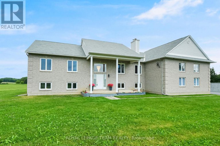 28499576/8665-russell-road/navan/ottawa/ontario/K4B0J7_1