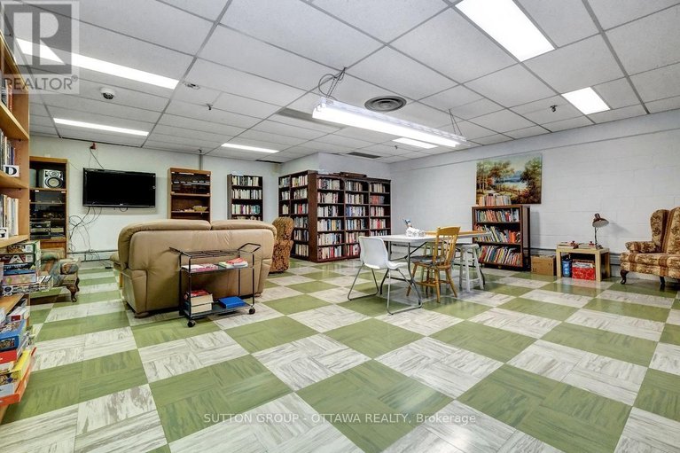 28874954/405-665-bathgate-drive/carson-meadows/ottawa/ontario/K1K3Y4_47