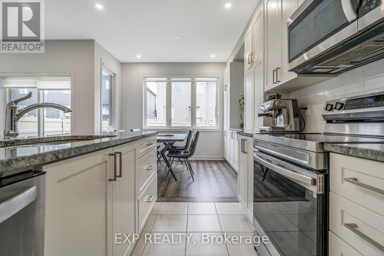 28586832/76-rallidale-street/blossom-parkkemp-parkfindlay-creek/ottawa/ontario/K1X0G7_11