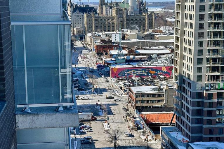 28870754/2006-180-george-street/lower-townbyward-market/ottawa/ontario/K1N0G8_18