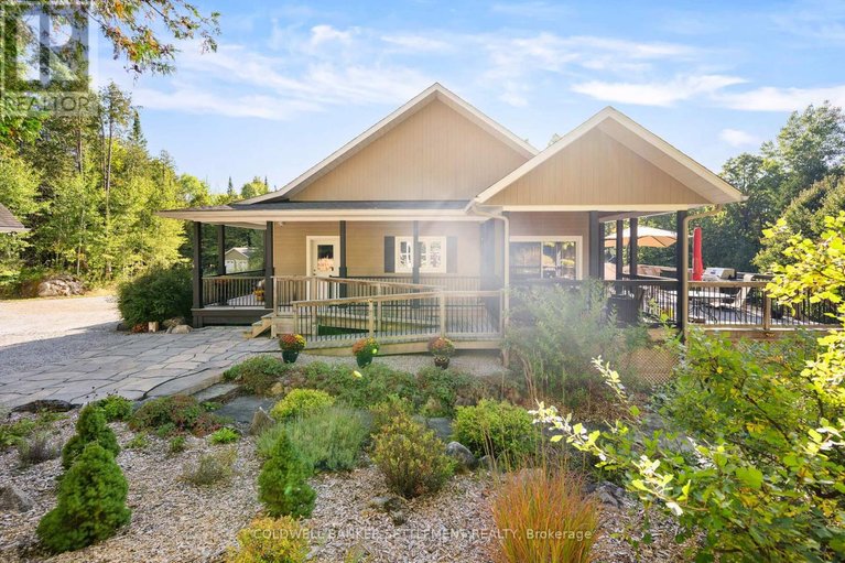 29662330/3124-mcdonalds-corners-road-road/lanark-highlands-dalhousie-twp/lanark-highlands/ontario/K0G1K0_46