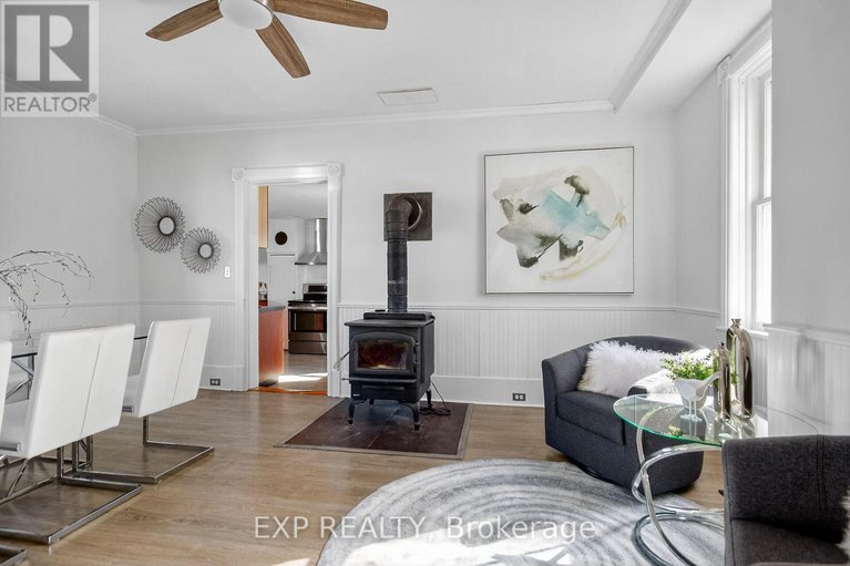 29046409/95-main-street-e/almonte/mississippi-mills/ontario/K0A1A0_19