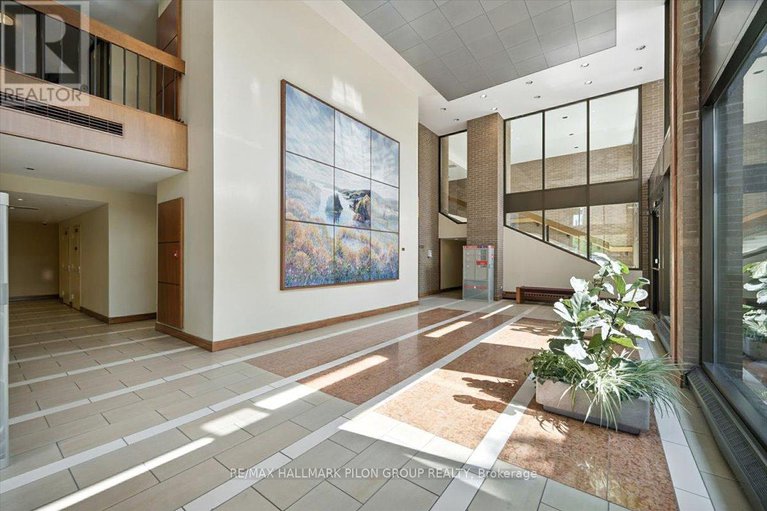 28745309/1503-505-st-laurent-boulevard/viscount-alexander-park/ottawa/ontario/K1K3X4_15