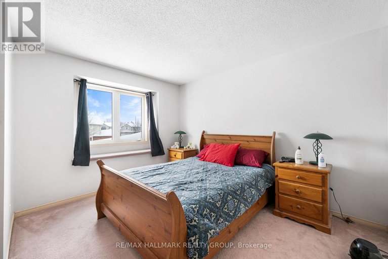 29405879/857-nesting-way-nw/fallingbrookgardenway-south/ottawa/ontario/K4A3X3_30
