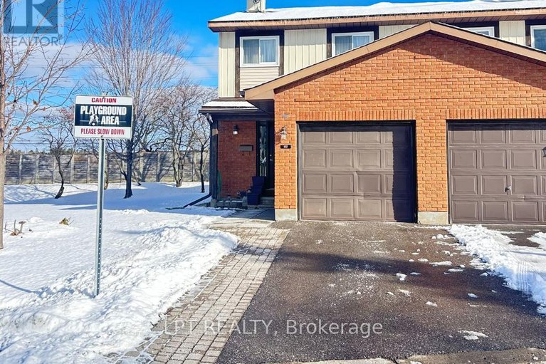 29167197/51-122-clarkson-crescent/katimavik/ottawa/ontario/K2L3E2_1