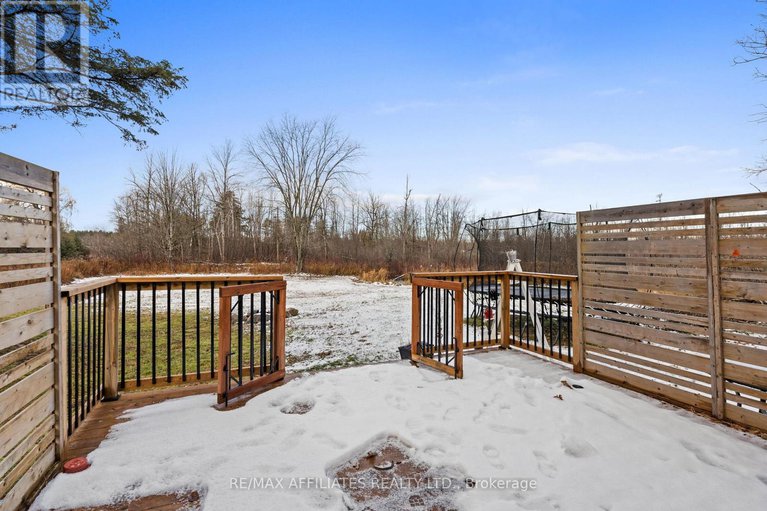 29140915/3091-cedar-beach-lane/north-grenville-twp-kemptville-south/north-grenville/ontario/K0G1J0_29