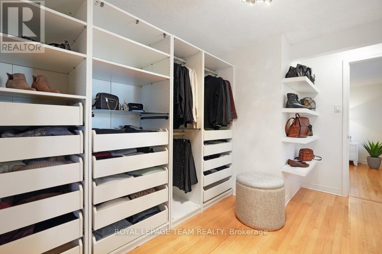 29048933/28-holitman-drive/knollsbrook/ottawa/ontario/K2J2A9_24