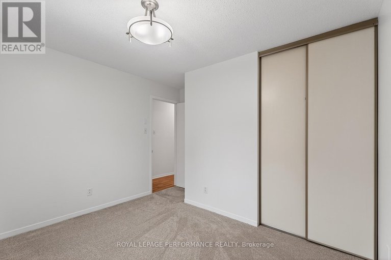 29153691/1032-lawrence-street/town-of-rockland/clarence-rockland/ontario/K4K1N1_21