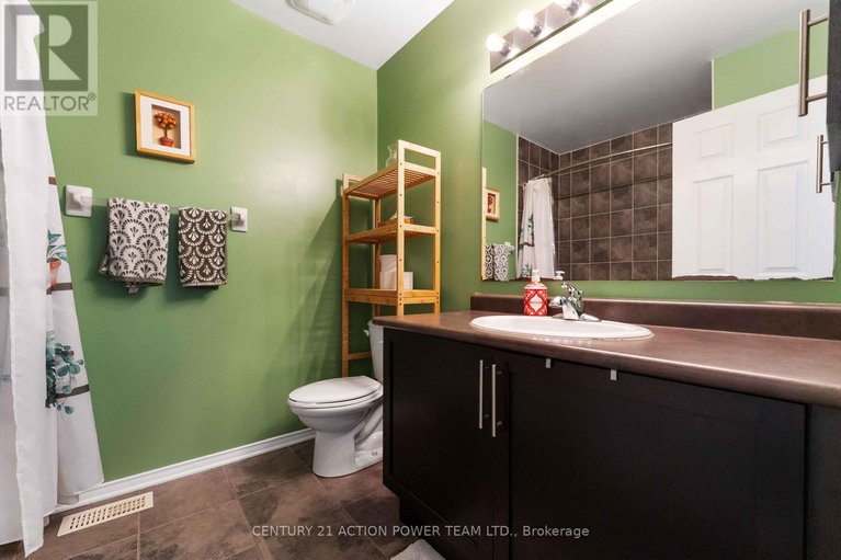 29629375/153-lokoya-street/emerald-meadowstrailwest/ottawa/ontario/K2S0J5_31