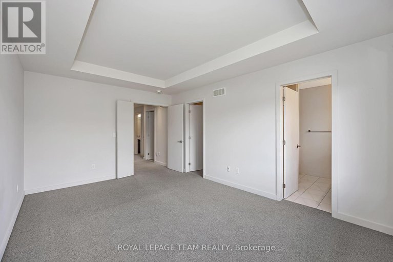 28811233/522-borbridge-avenue/riverside-southgloucester-glen/ottawa/ontario/K4M0H9_24