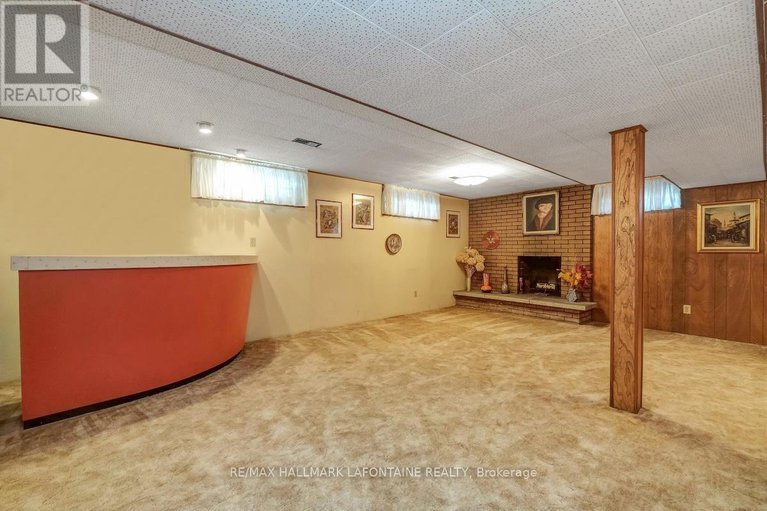 28797062/844-edgeworth-avenue/whitehaven/ottawa/ontario/K2B5L6_34