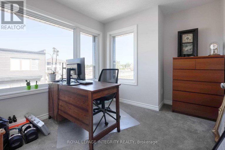 29088432/523-ozawa-private/cfb-rockcliffe-and-area/ottawa/ontario/K1K4Z8_9