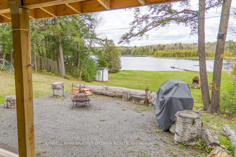 28322122/775-darling-concession-7/lanark-highlands-darling-twp/lanark-highlands/ontario/K0A1P0_22