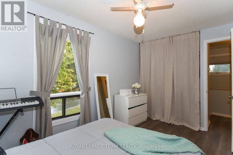 29064089/34-6993-bilberry-drive/convent-glen-north/ottawa/ontario/K1C2C2_20