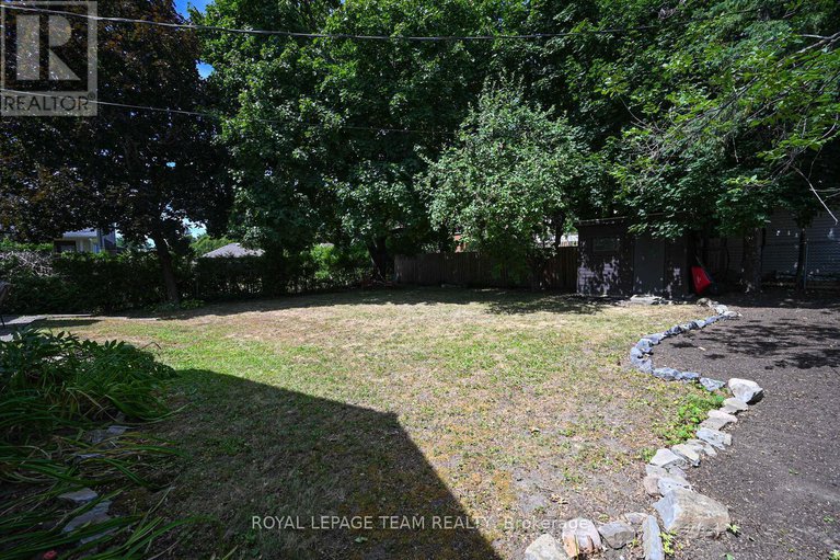 28754447/23-norice-street/meadowlandscrestview/ottawa/ontario/K2G2X3_33