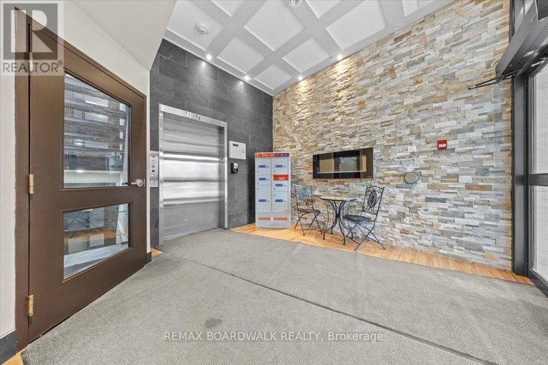 29462508/205-6434-bilberry-drive/orleans-wood/ottawa/ontario/K1C4P5_23