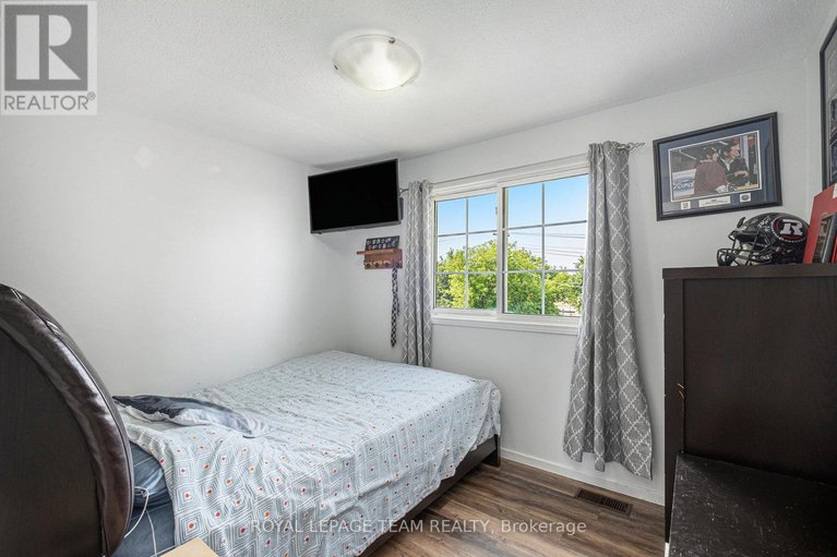 28708364/32-butterwick-street/munster/ottawa/ontario/K0A3P0_21
