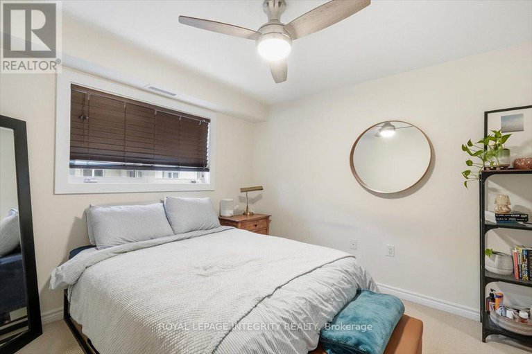 29258385/303-151-potts-private/notting-hillsummerside/ottawa/ontario/K4A0V7_14