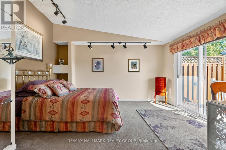 28966380/1816-applegrove-court/beacon-hill-south/ottawa/ontario/K1J6S5_32
