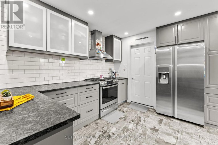 28573648/35-jackson-court/beaverbrook/ottawa/ontario/K2K1B6_9