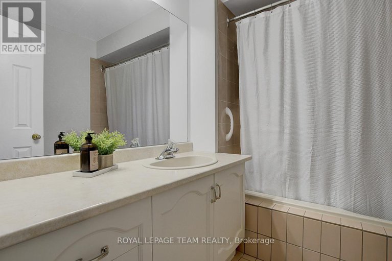 29435221/58-grand-harbour-court/stittsville-central/ottawa/ontario/K2S1H1_26