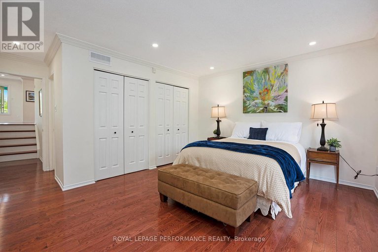 28643500/81-waterford-drive/pineglencountry-place/ottawa/ontario/K2E7V4_28