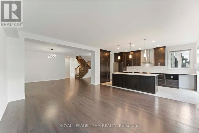 28647828/1010-brian-good-avenue/riverside-southgloucester-glen/ottawa/ontario/K4M0R3_17