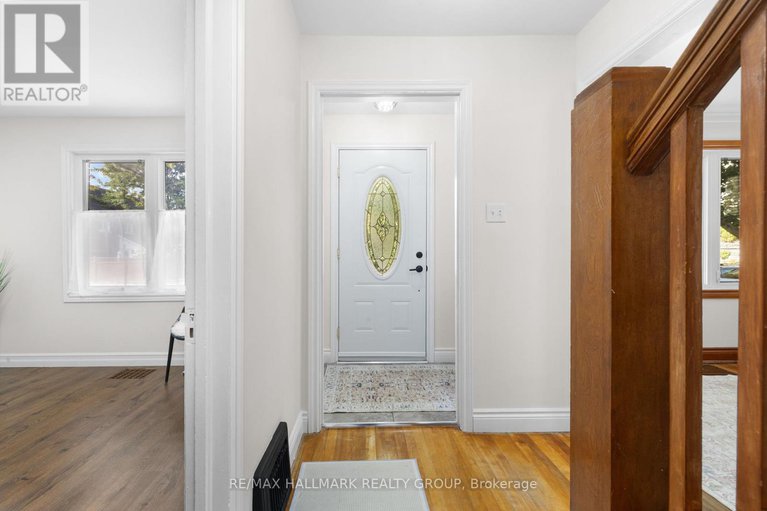 28882638/337-hinton-avenue-s/civic-hospital/ottawa/ontario/K1Y1A4_5