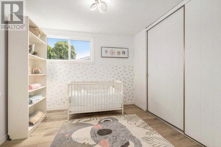 28345446/127-woodfield-drive/tanglewood/ottawa/ontario/K2G0A1_12