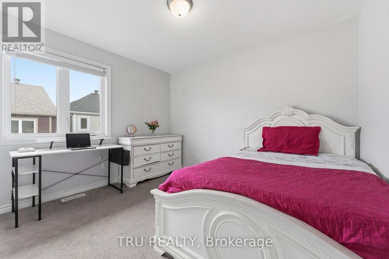 29605925/344-sweetclover-way/avalon-west/ottawa/ontario/K4A1E6_30