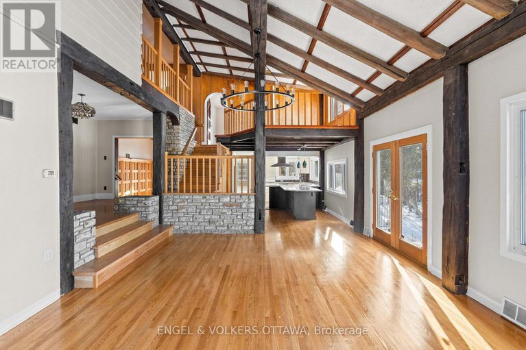 28608885/32-ryeburn-drive/riverside-southgloucester-glen/ottawa/ontario/K1V1H6_13