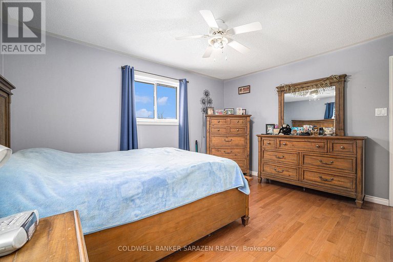 27915663/1059-flynn-avenue/fitzroy-ward-south-west/ottawa/ontario/K7S3G7_15