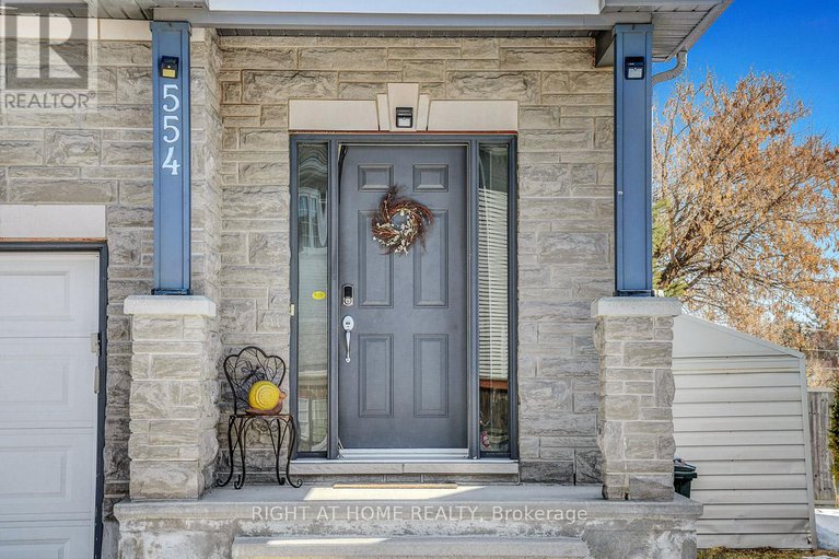 28116304/554-barrick-hill-road/emerald-meadowstrailwest/ottawa/ontario/K2M0B4_2