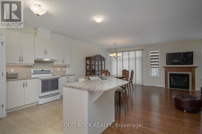 29109276/247-shinny-avenue/emerald-meadowstrailwest/ottawa/ontario/K2V0B9_7