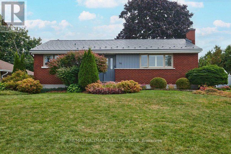 28891656/14-roundhay-drive/manordale/ottawa/ontario/K2G1B5_1