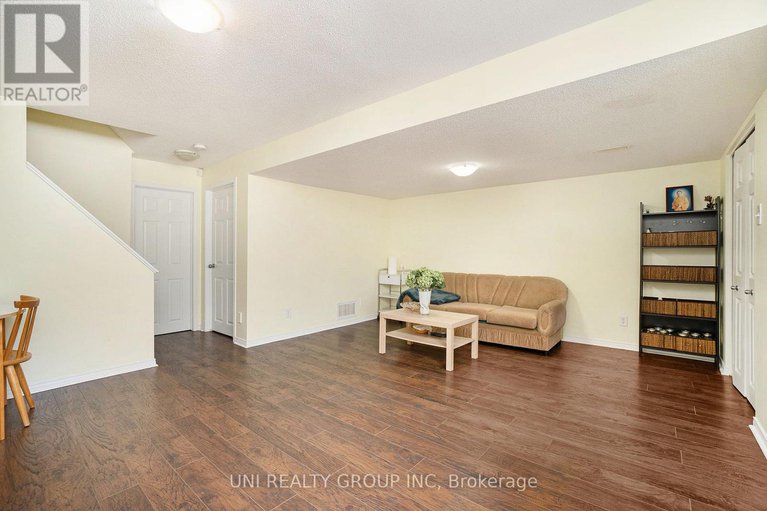 28595135/80-chesapeake-crescent/cedargrovefraserdale/ottawa/ontario/K2J0L5_29