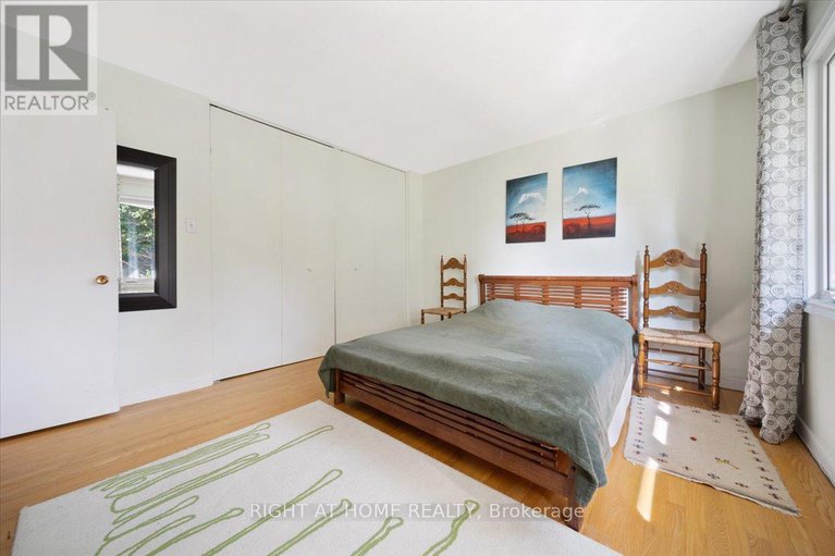 29161364/1-harrogate-place/crystal-beach/ottawa/ontario/K2H5L6_9