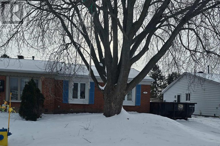 29279003/212-mcelroy-drive/glencairnhazeldean/ottawa/ontario/K2L1Y1_15