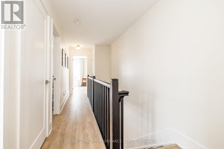 29270056/225-makadewa-private-w/cfb-rockcliffe-and-area/ottawa/ontario/K1K0P2_26